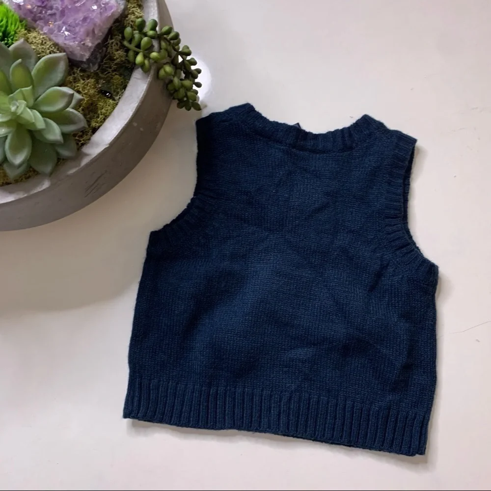 US polo ASSN navy blue acrylic V-neck sweater vest infant size 12 months